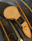 LOUIS VUITTON Monogram Reporter Shoulder Bag
