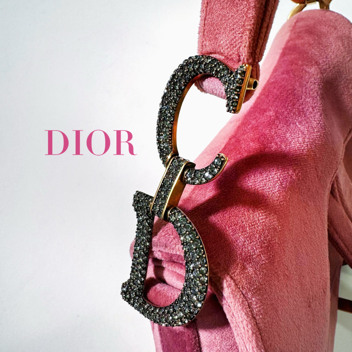 CHRISTIAN DIOR