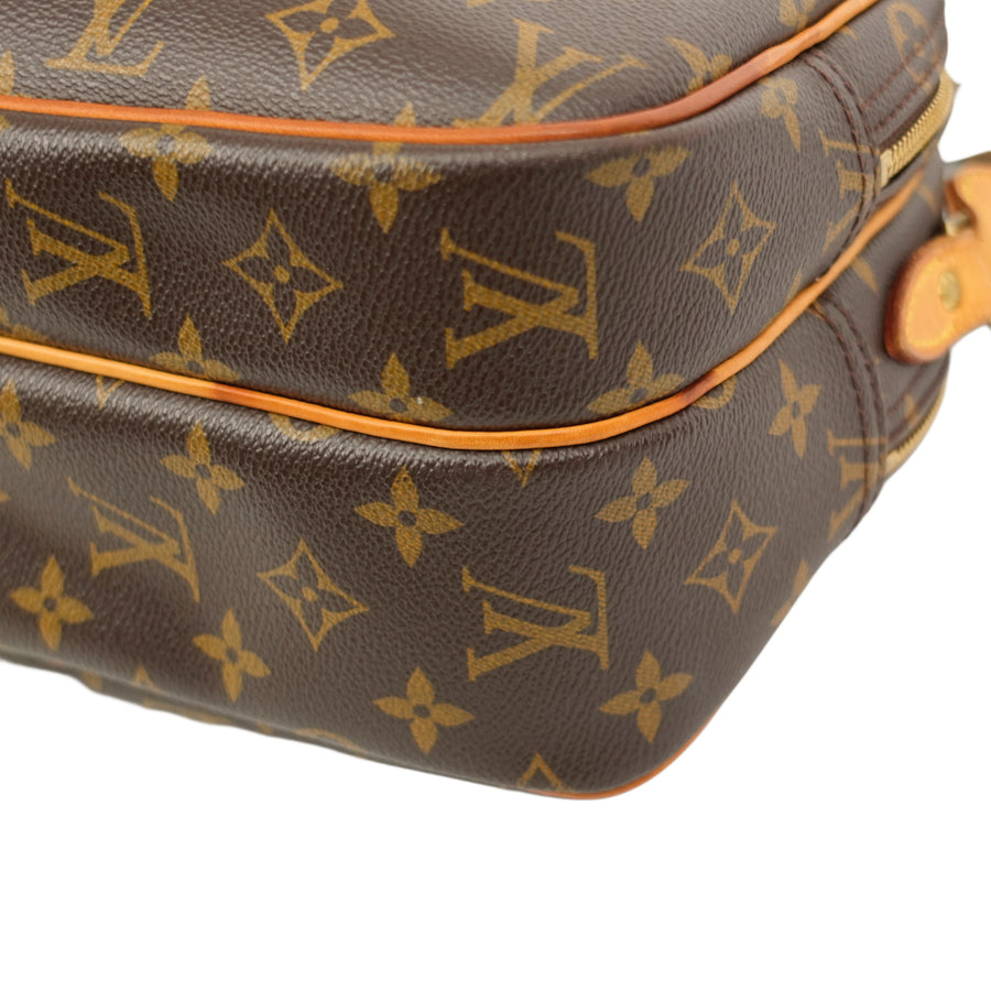 LOUIS VUITTON Monogram Reporter Shoulder Bag