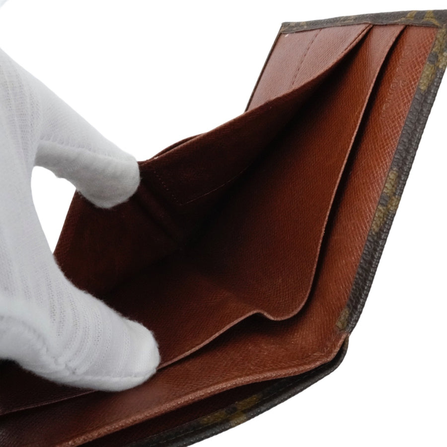 LOUIS VUITTON Monogram Tri-Fold Wallet M61660