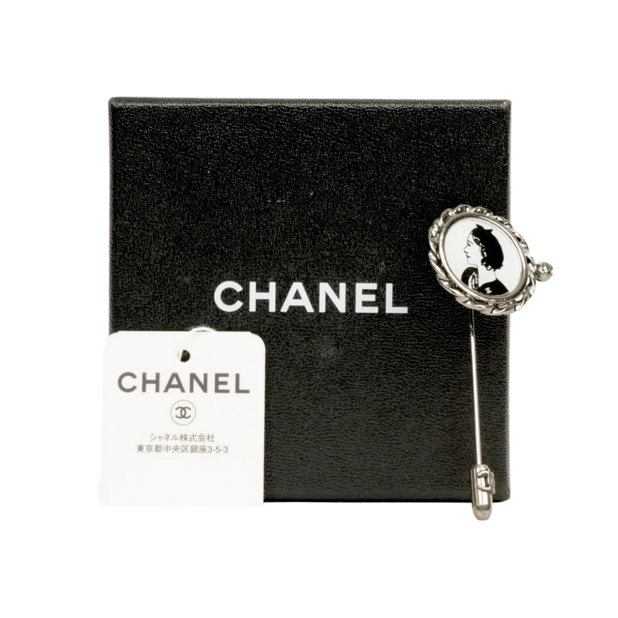 CHANEL Mademoiselle Coco Mark Brooch