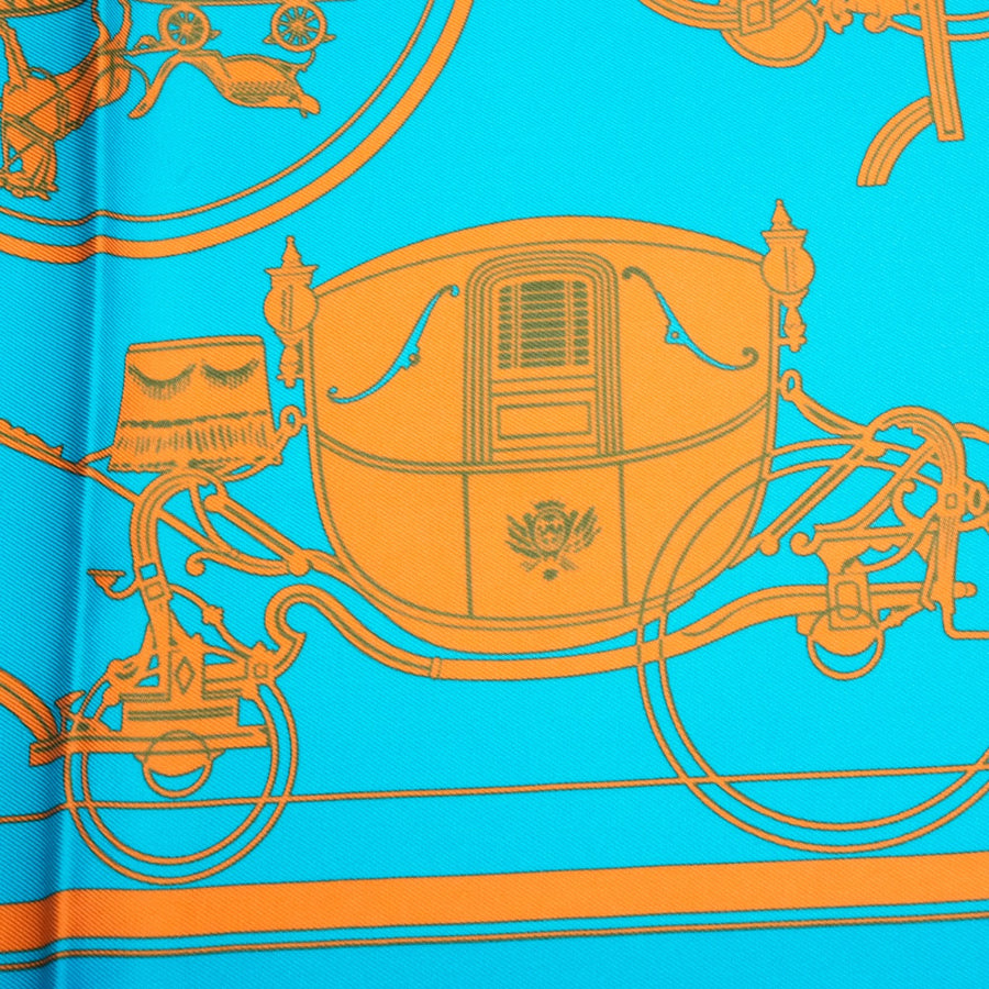 HERMES Carre 45 Scarf