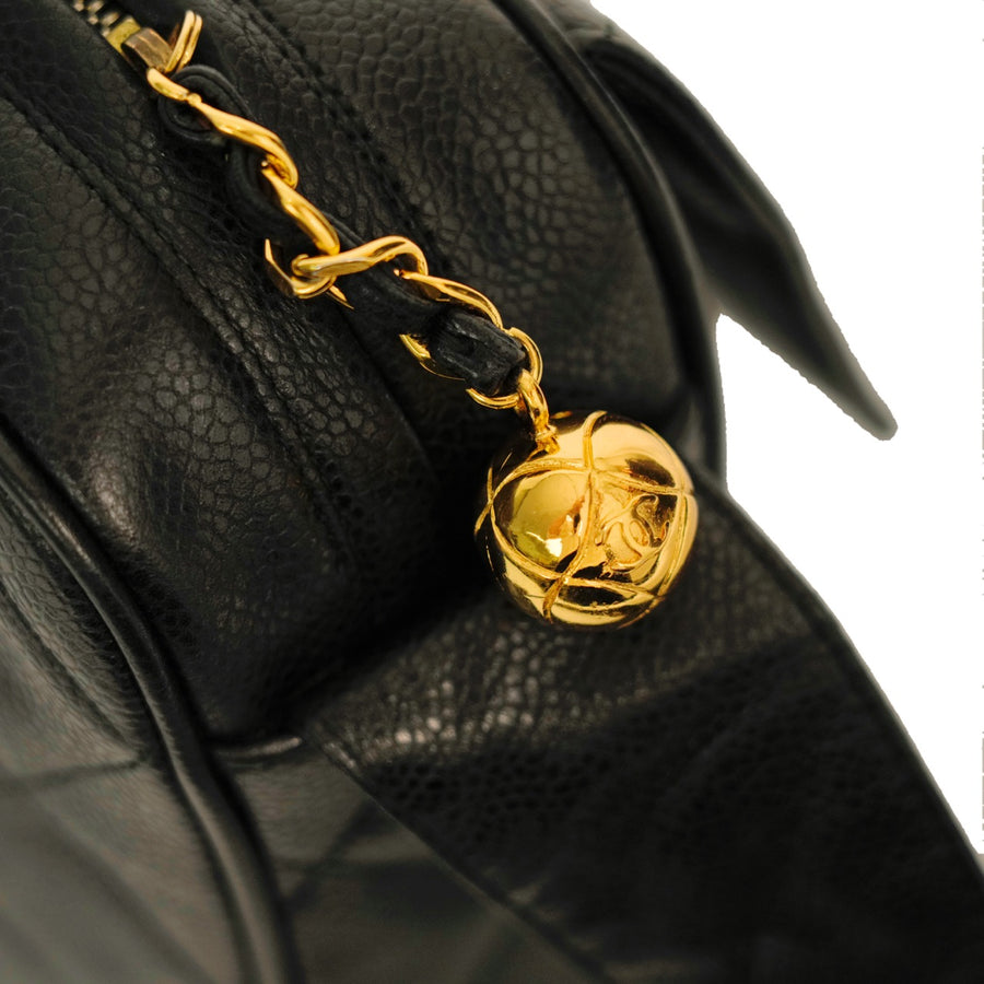 CHANEL 1994–1996 Matelasse Caviar Skin Shoulder Bag