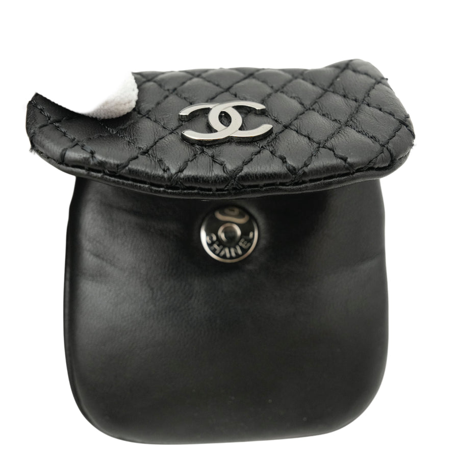 CHANEL 2006–2008 Matelassé Turn-Lock Multi-Pochette Lambskin Shoulder Bag