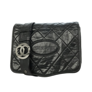 CHANEL 2005-2006 Matelassé Wild Stitch Shoulder Bag