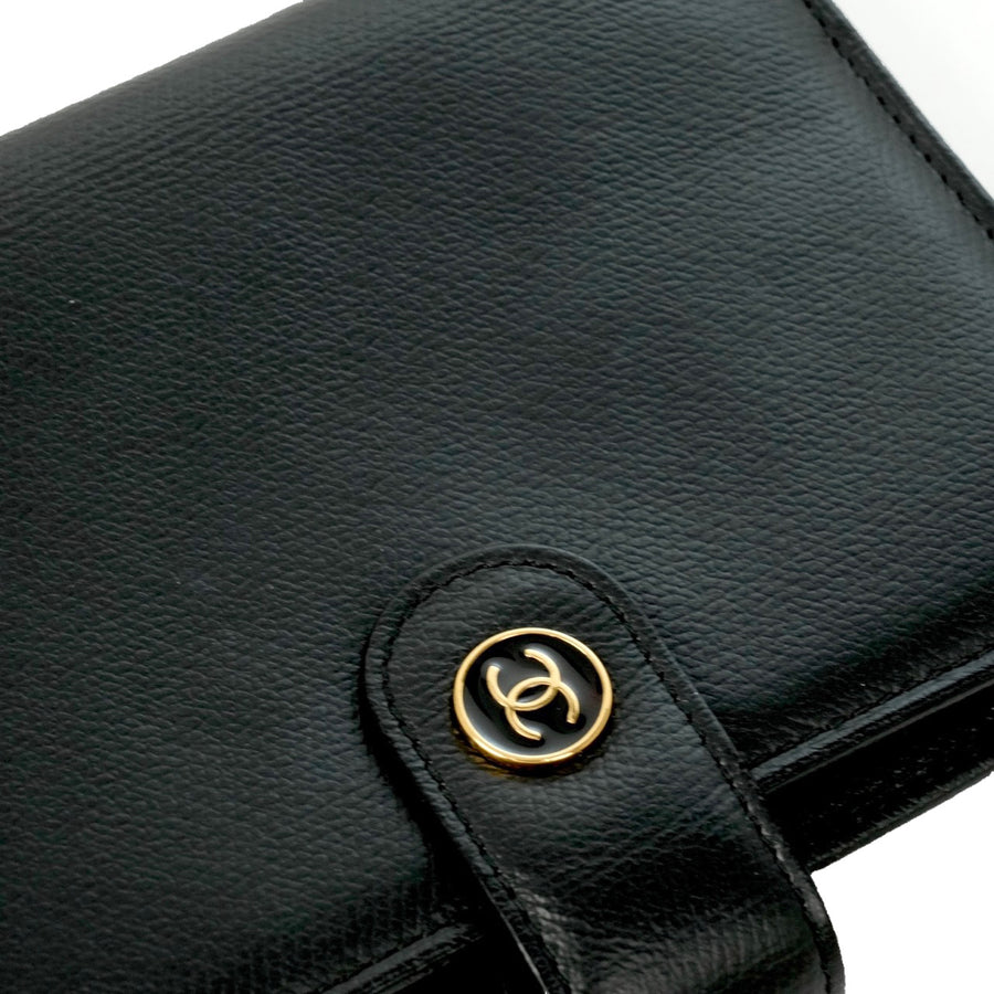 CHANEL 2005-2006 Coco Button Agenda Cover
