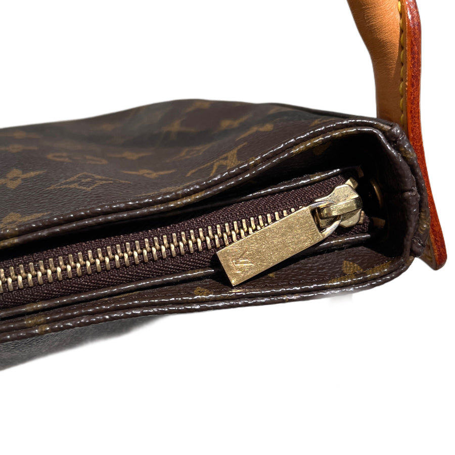 LOUIS VUITTON Monogram Pouch/Handbag M51980