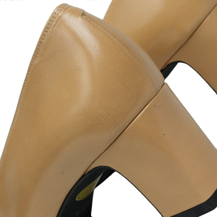 YVES SAINT LAURENT Pumps