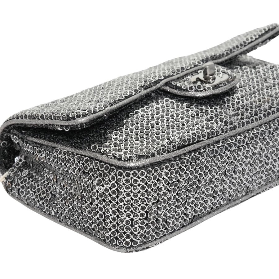 CHANEL 2006–2008 Chain Sequin Shoulder Bag