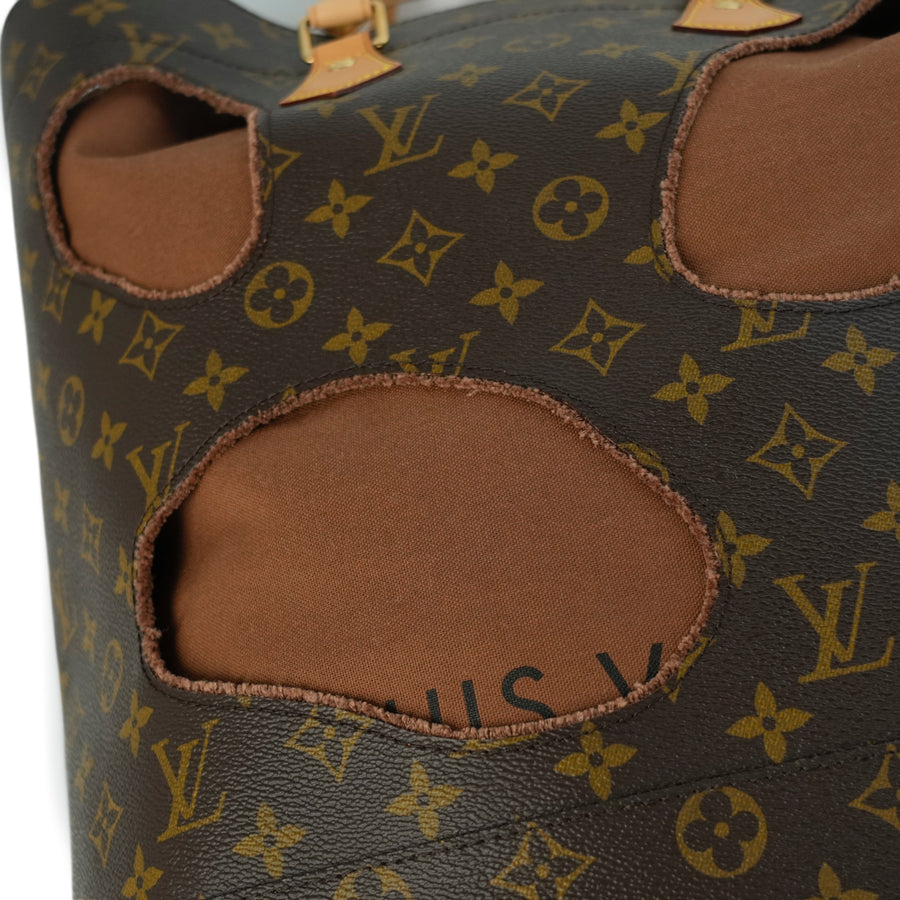 LOUIS VUITTON Monogram With Holes Tote Bag/Handbag M40279