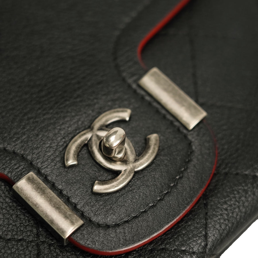 CHANEL Coco Mark Chain Aged Metal Hardware Handbag / Shoulder Bag