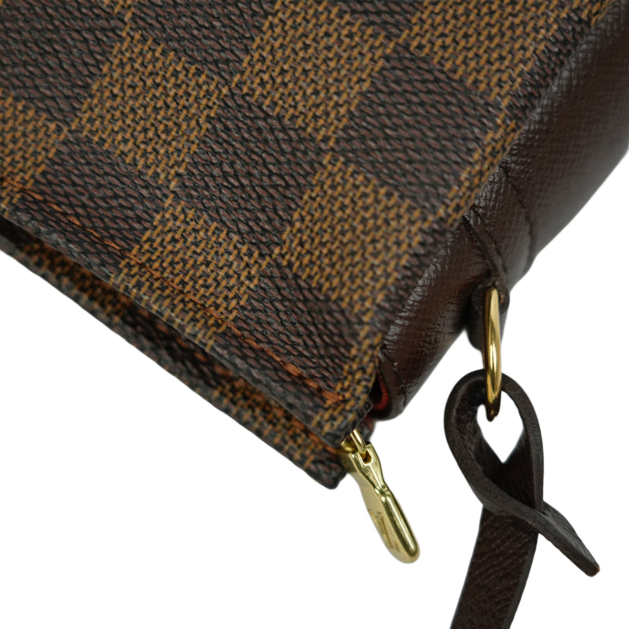 LOUIS VUITTON Damier True Makeup Shoulder Bag