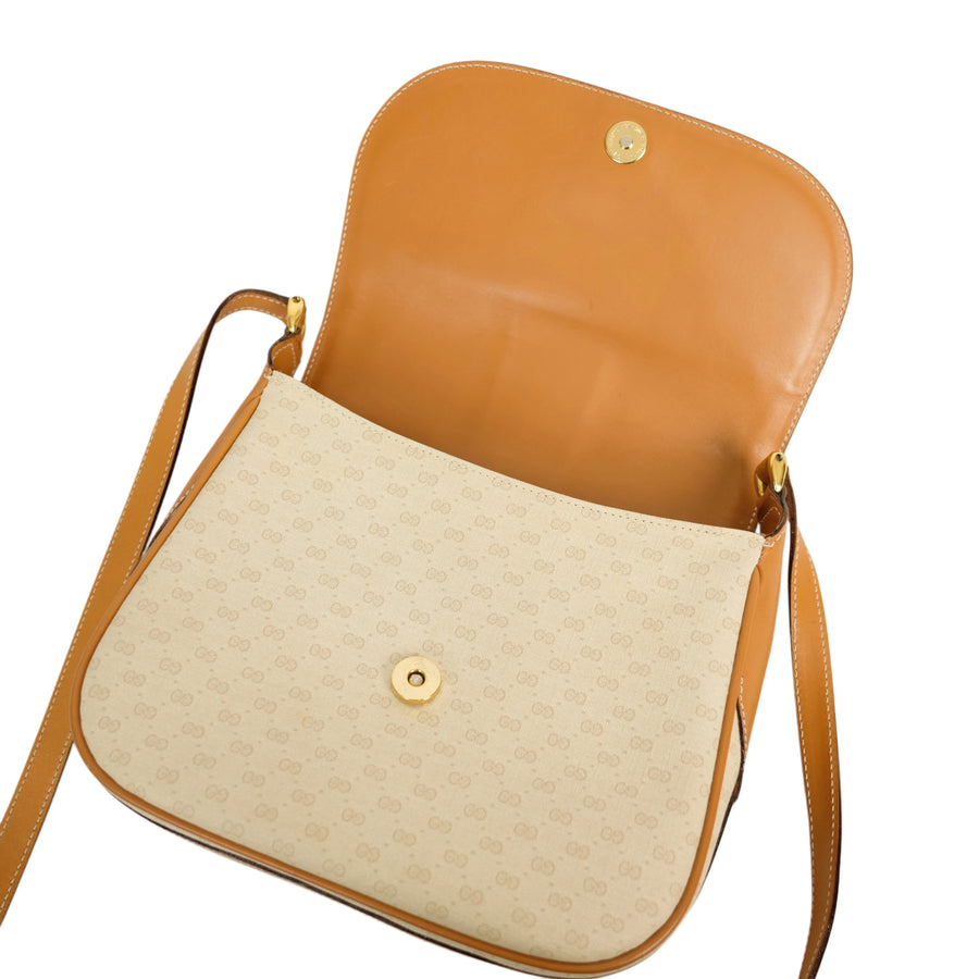 GUCCI GG Supreme Shoulder Bag