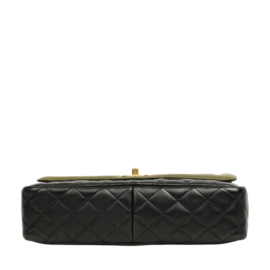 CHANEL Matelassé Chain Bicolor Shoulder Bag