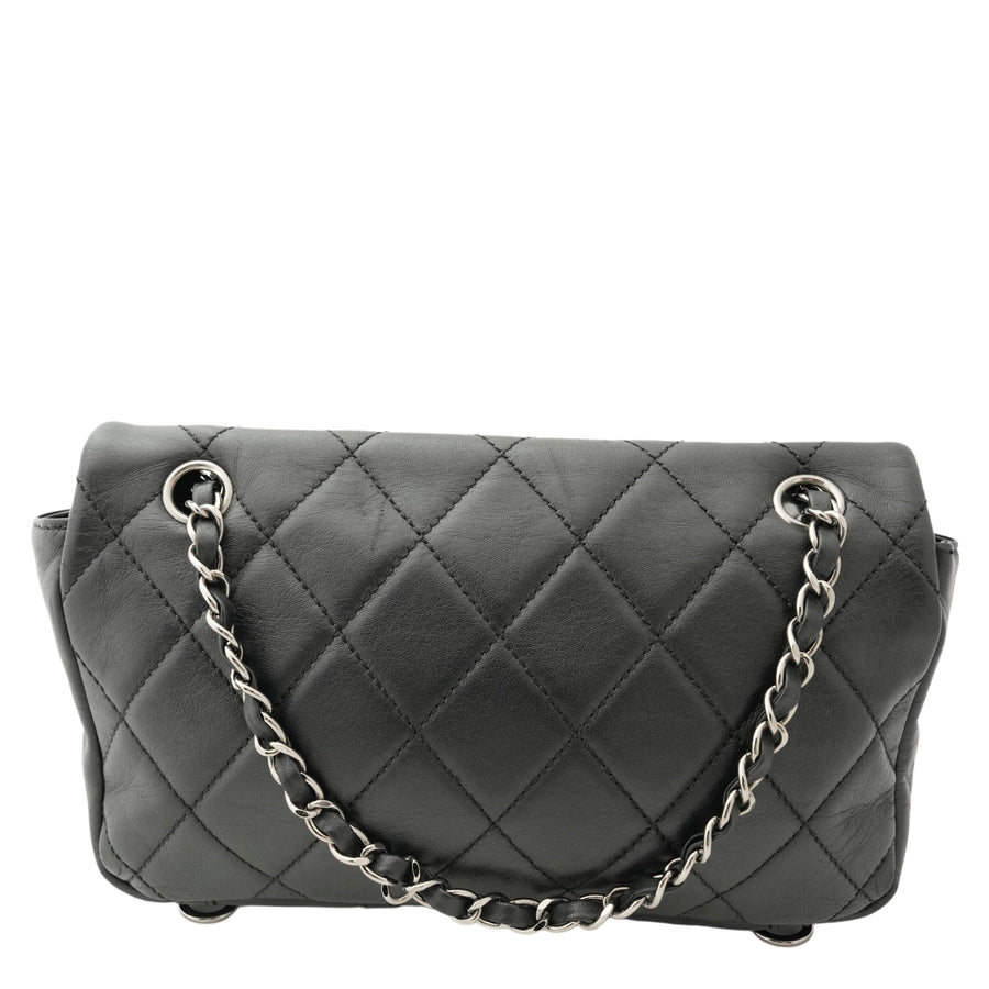 CHANEL 2006–2008 Matelassé Turn-Lock Multi-Pochette Lambskin Shoulder Bag