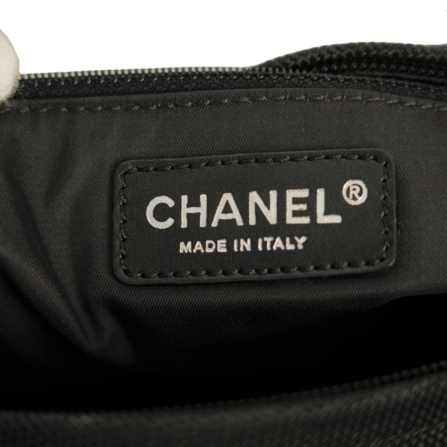 CHANEL 2006–2008 Matelassé Paris-Biarritz Handbag / Shoulder Bag