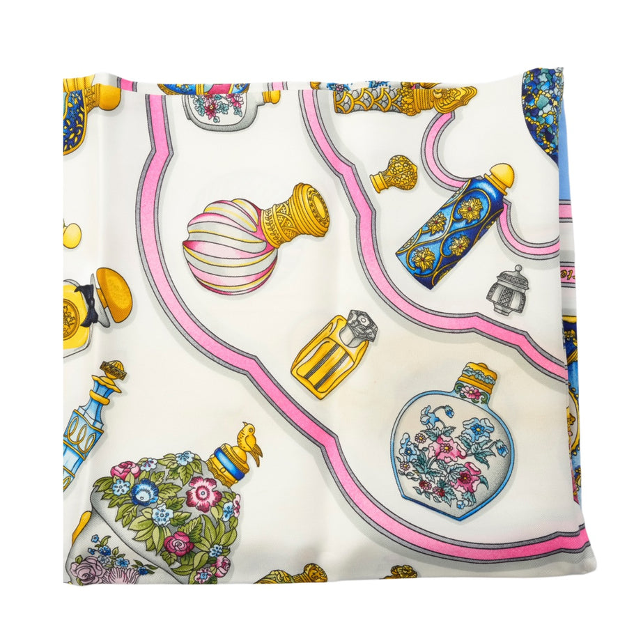 HERMES Silk Scarf Carre 90