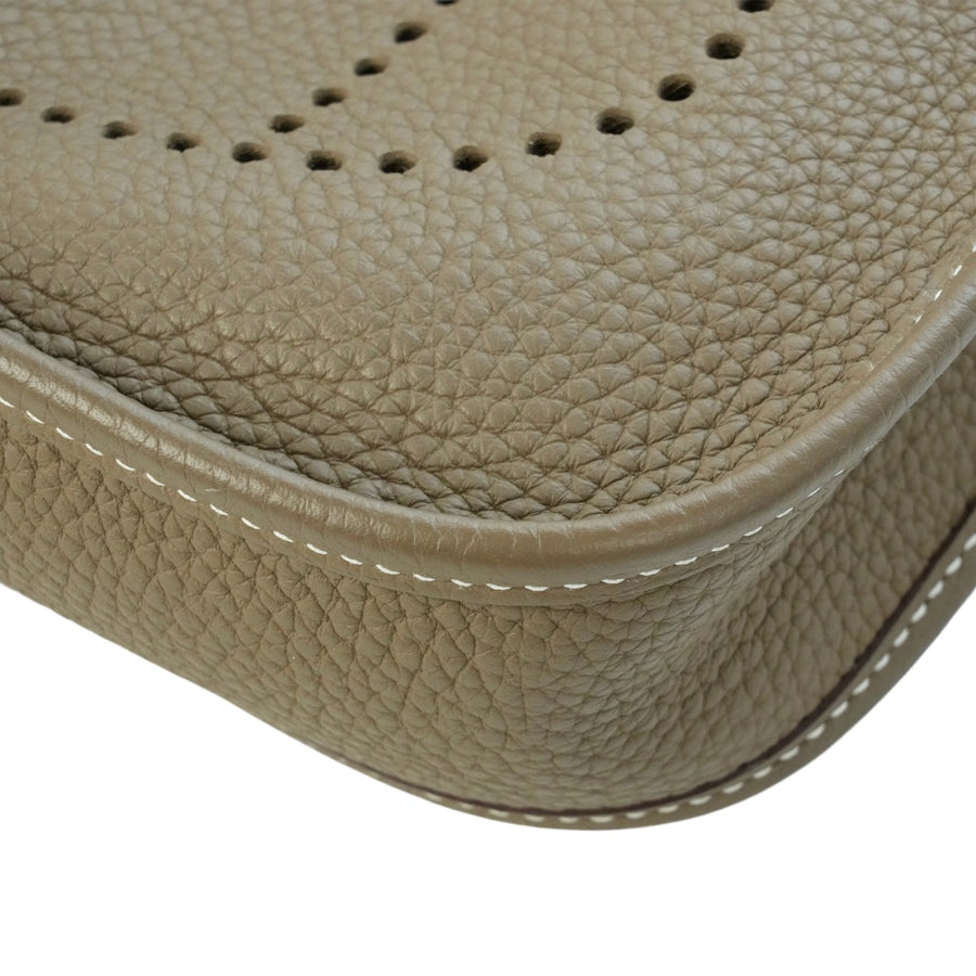 HERMES Evelyne 16 Shoulder Bag