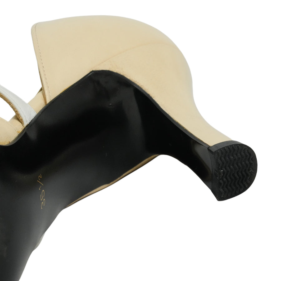 YVES SAINT LAURENT Pumps with Ribbon
