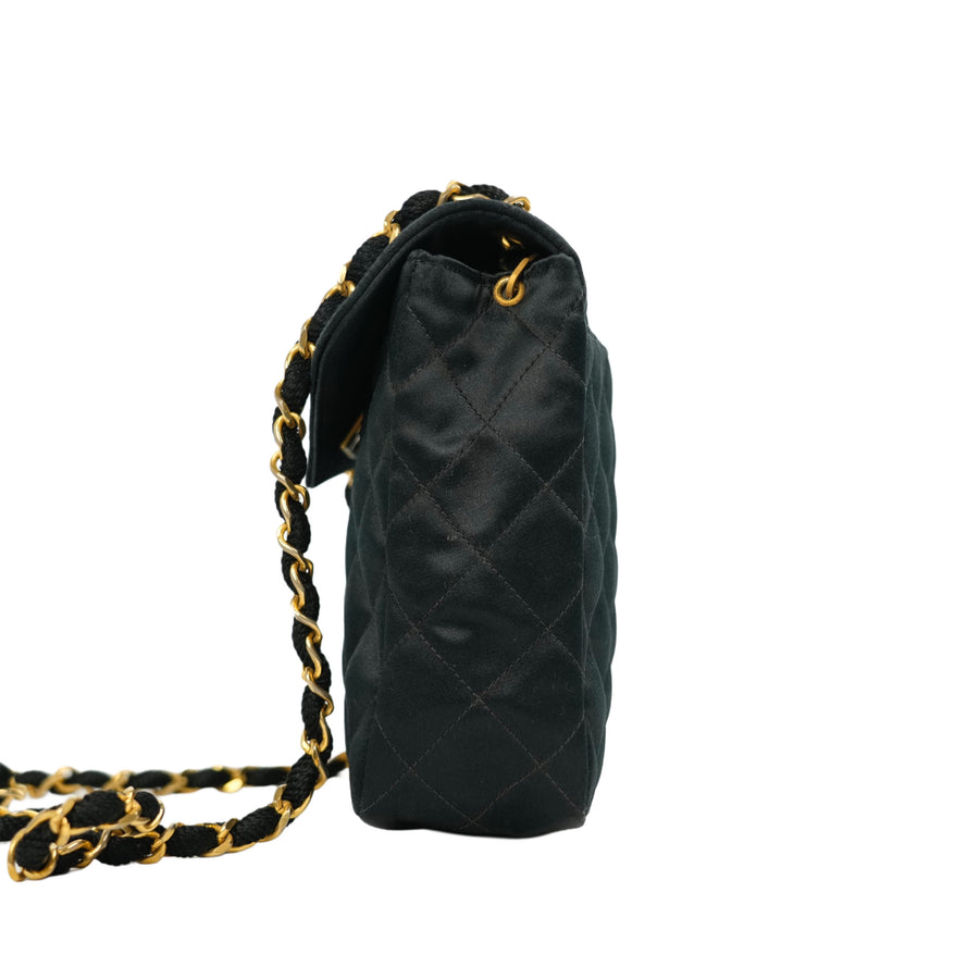 CHANEL 1986-1988 Matelassé Shoulder Bag