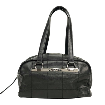 CHANEL 2004–2005 Chocolate Bar Stitch Shoulder Bag