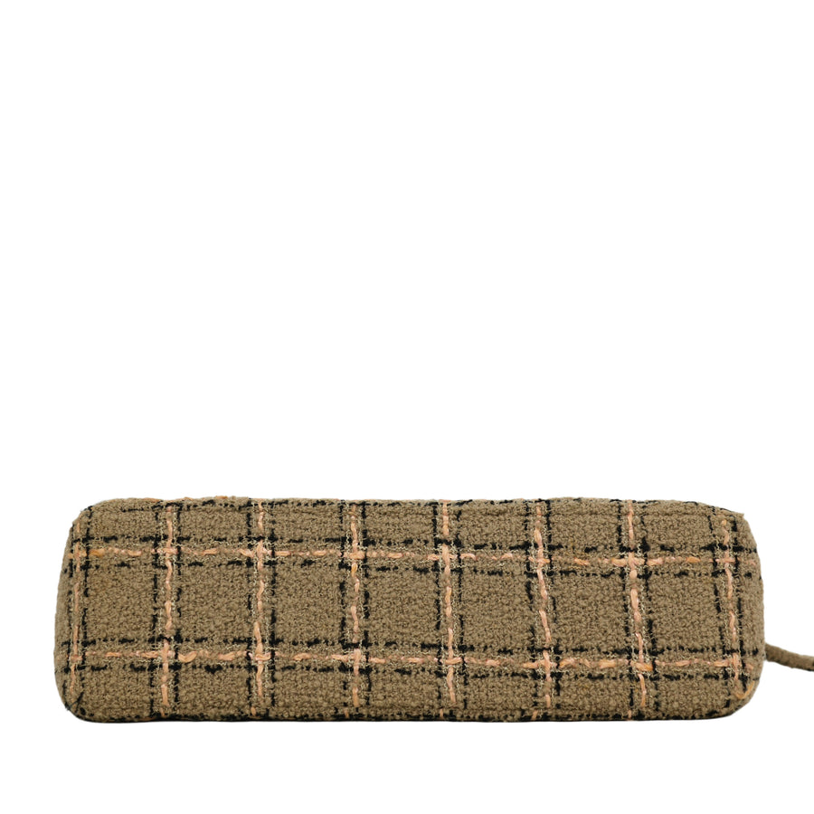CHANEL 1994–1996 Chain Tweed Shoulder Bag