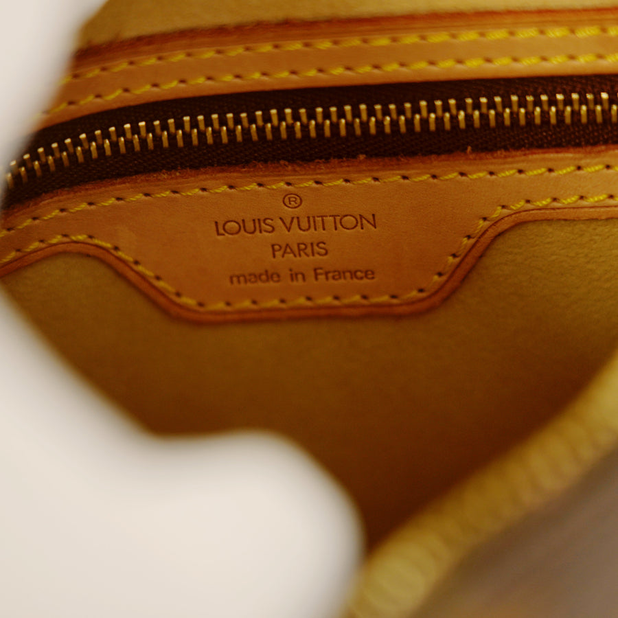 LOUIS VUITTON Monogram LoopingMM Canvas Shoulder Bag M51146