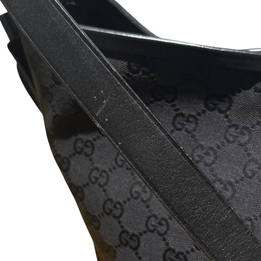 GUCCI GG Canvas Shoulder Bag