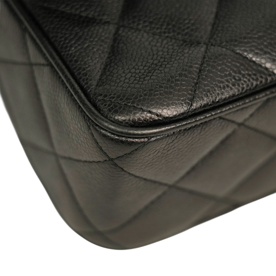 CHANEL 1994–1996 Matelasse Caviar Skin Shoulder Bag