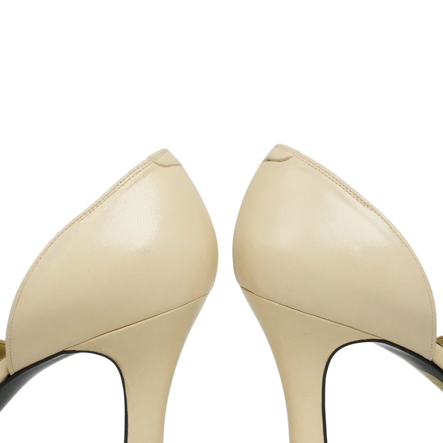 YVES SAINT LAURENT Pumps with Ribbon