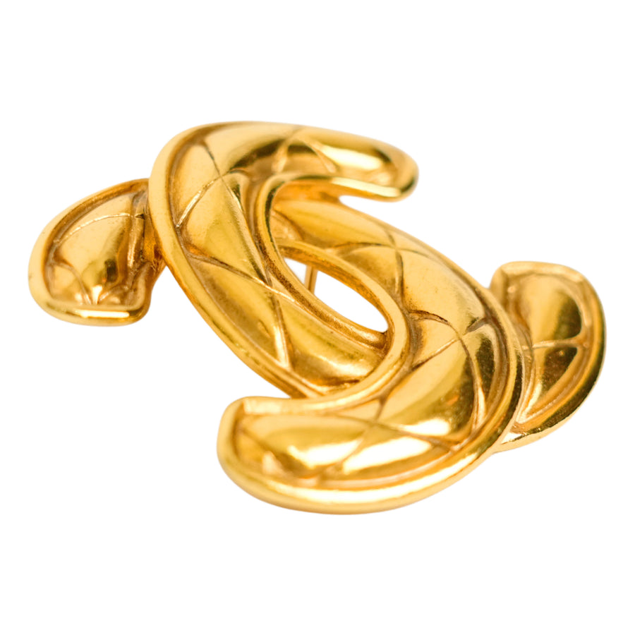 CHANEL Matelasse Coco Mark Brooch