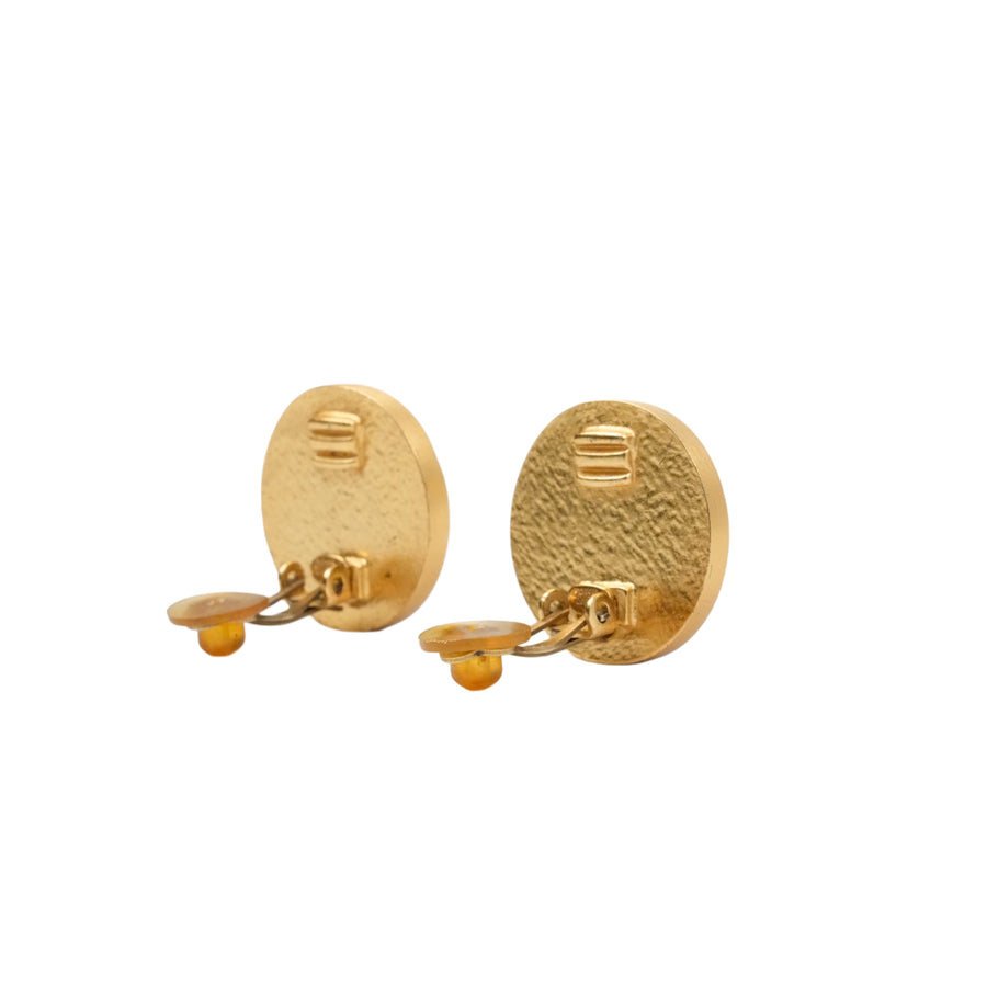CHANEL 2001 Button Round Earring