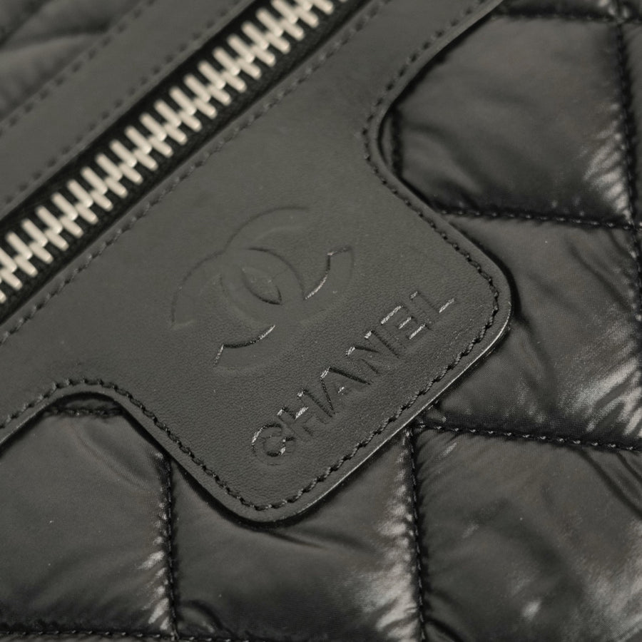 CHANEL 2009–2010 Matelassé Coco Cocoon Shoulder Bag