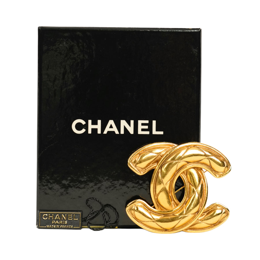 CHANEL Matelasse Coco Mark Brooch