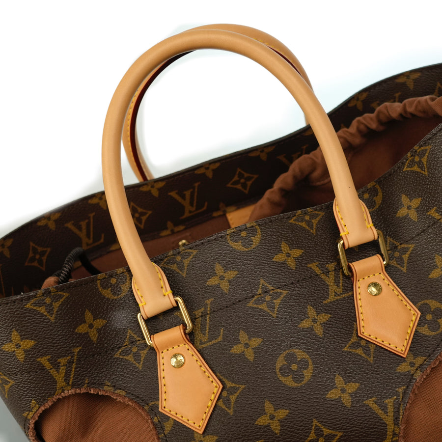 LOUIS VUITTON Monogram With Holes Tote Bag/Handbag M40279