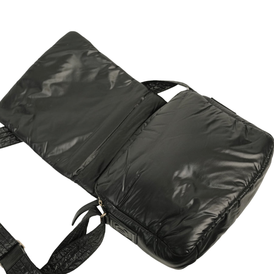 CHANEL 2009–2010 Matelassé Coco Cocoon Shoulder Bag