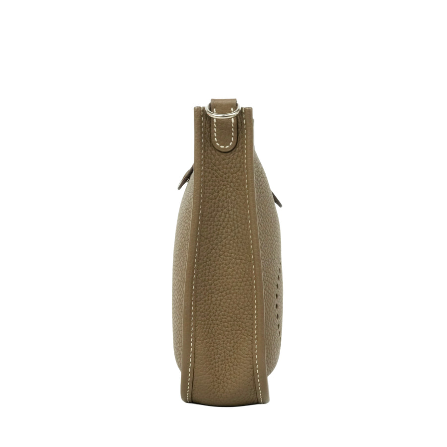 HERMES Evelyne 16 Shoulder Bag