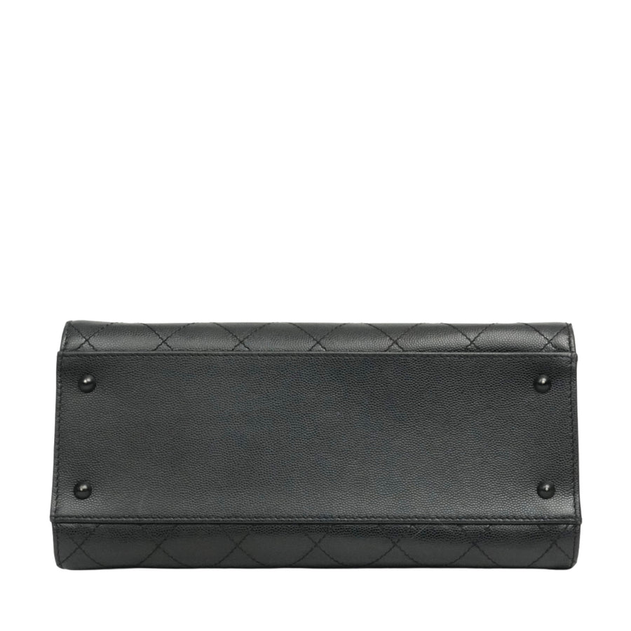 CHANEL 1997–1999 2.55 Matelassé Chain Caviar Skin Shoulder Bag