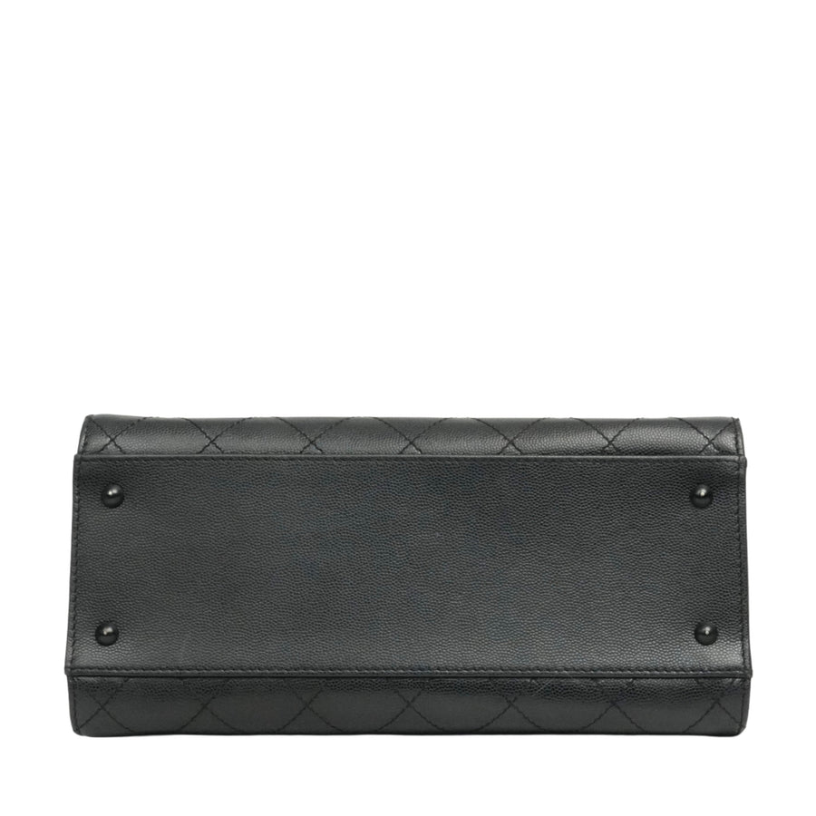 CHANEL 1997–1999 2.55 Matelassé Chain Caviar Skin Shoulder Bag