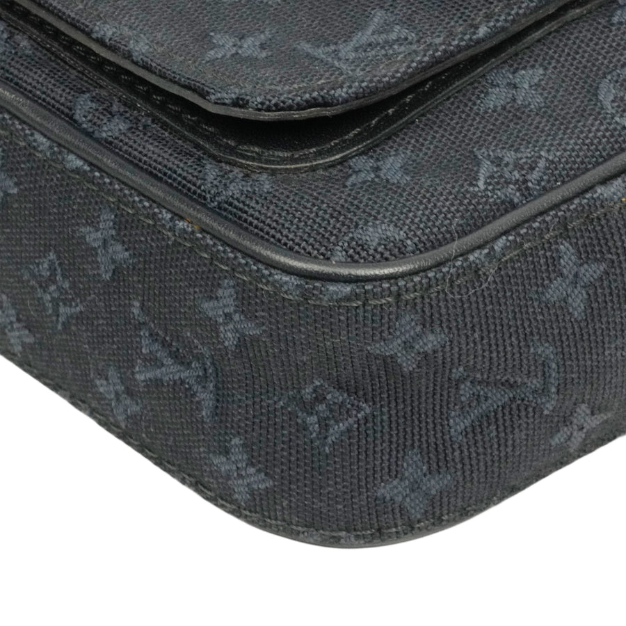 LOUIS VUITTON Monogram Mini Juliette MM Shoulder Bag M92417