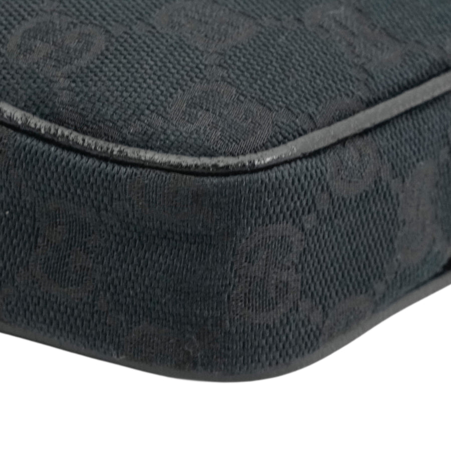GUCCI GG Canvas Pouch
