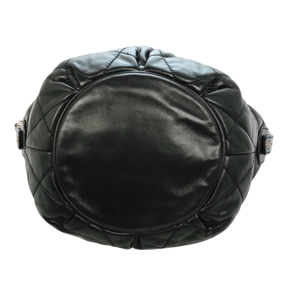 CHANEL 2005-2006 Coco Mark Wild Stitch Lambskin Shoulder Bag