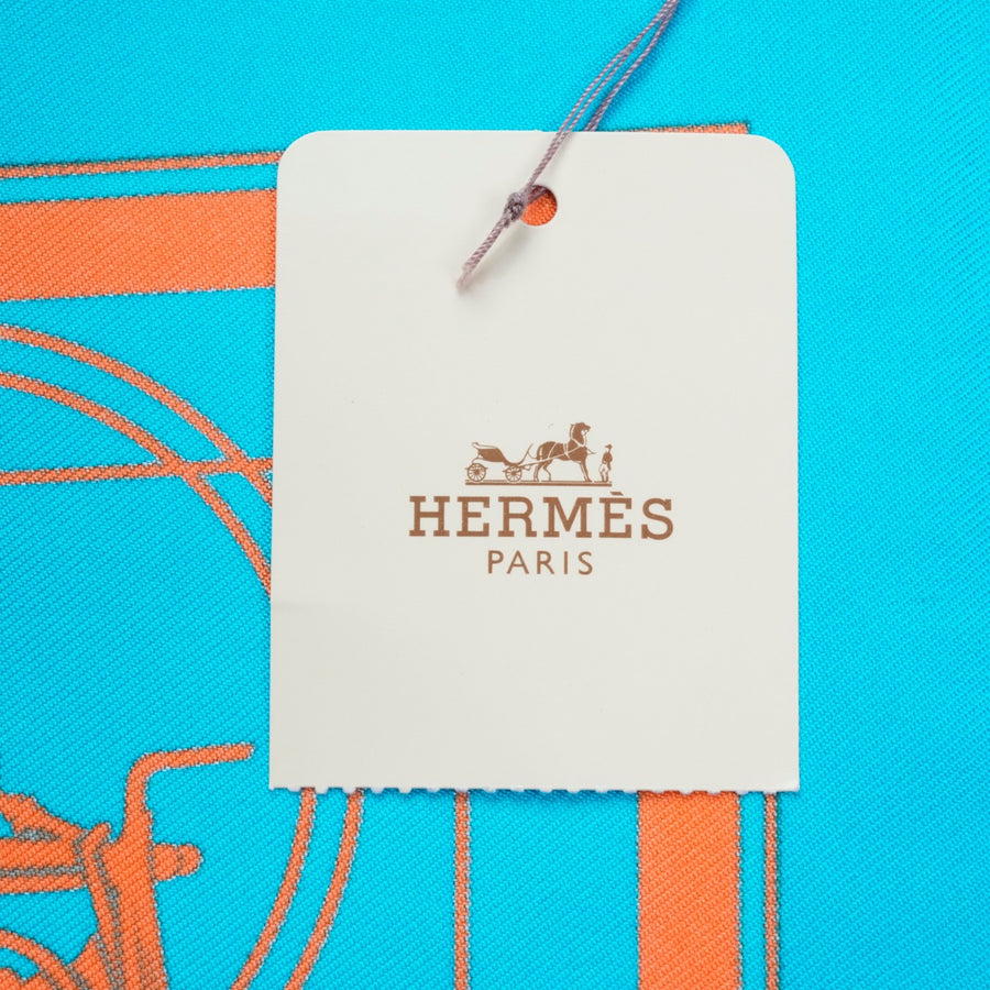 HERMES Carre 45 Scarf