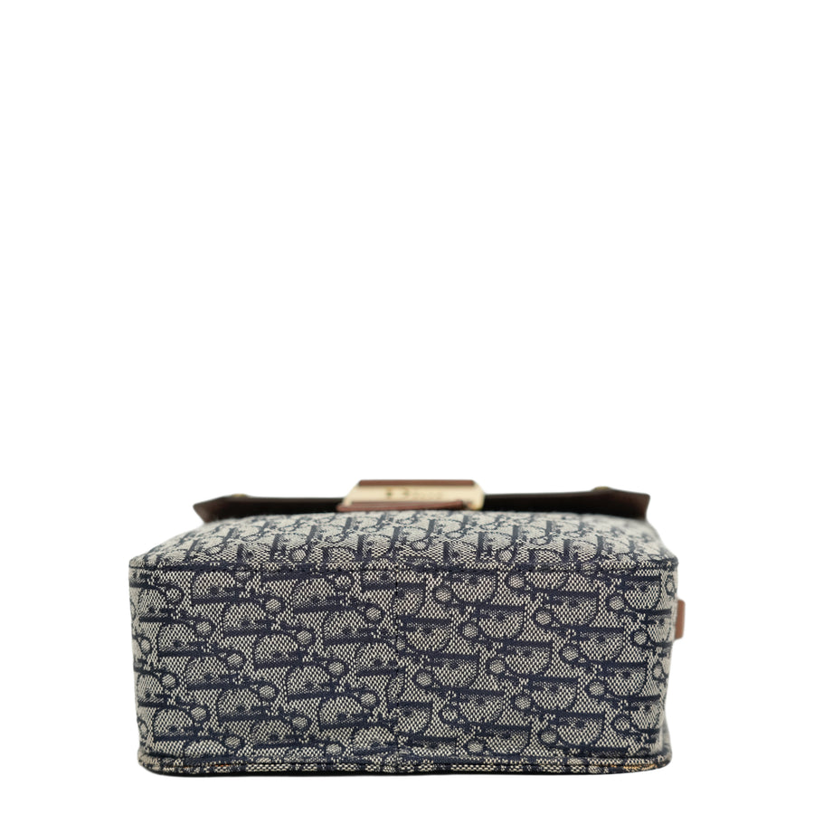 CHRISTIAN DIOR Shoulder Bag