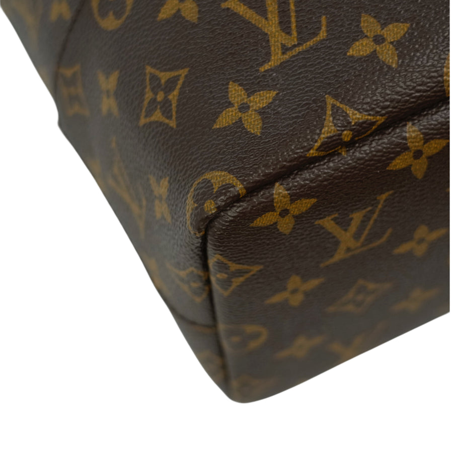 LOUIS VUITTON Monogram With Holes Tote Bag/Handbag M40279