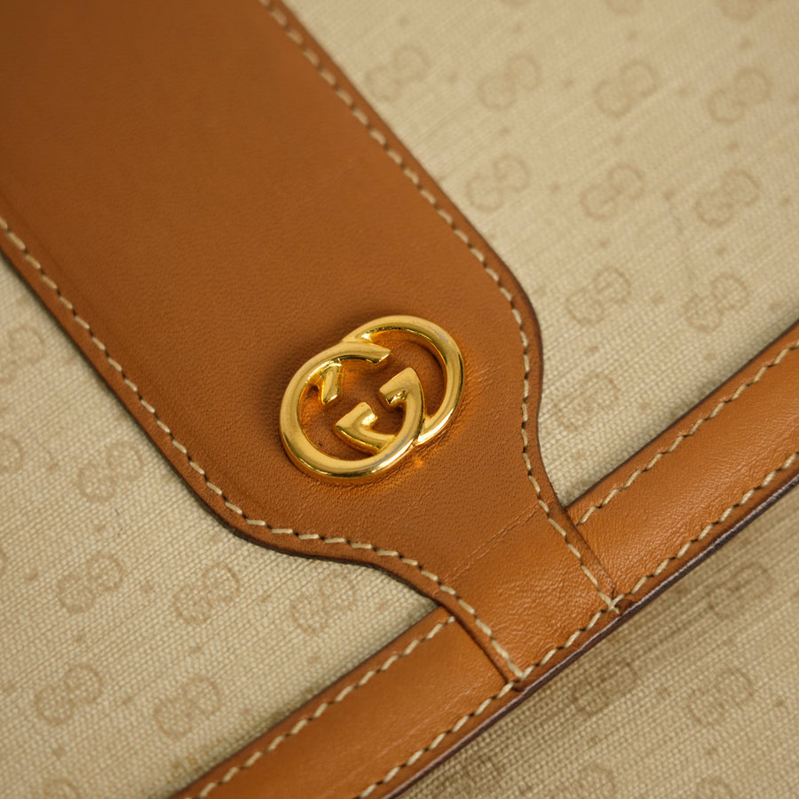 GUCCI GG Supreme Shoulder Bag