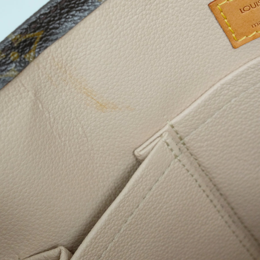 LOUIS VUITTON Monogram Sac Plat Handbag M51140