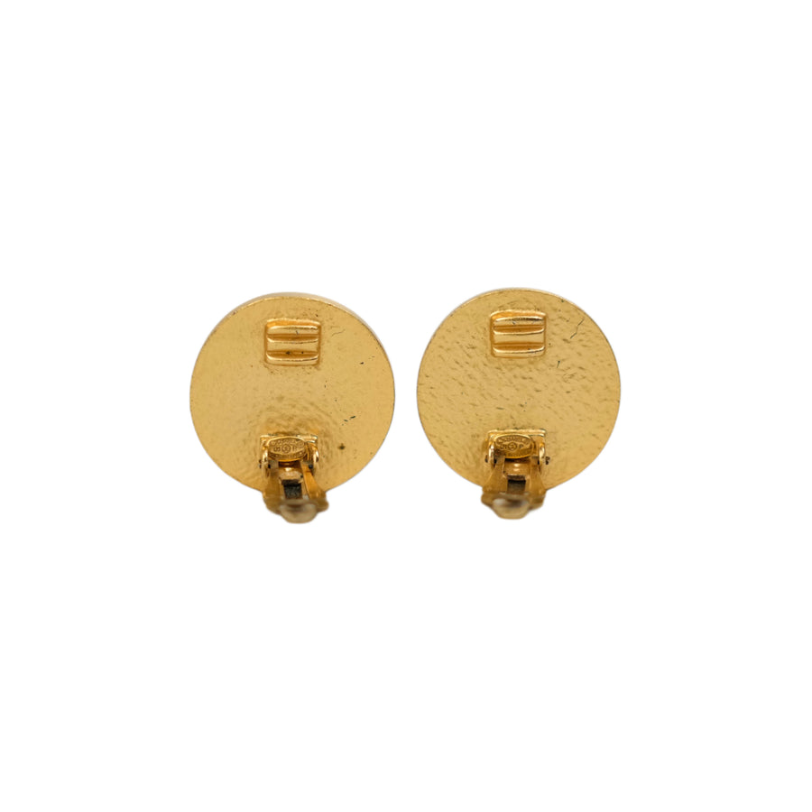 CHANEL 2001 Button Round Earring