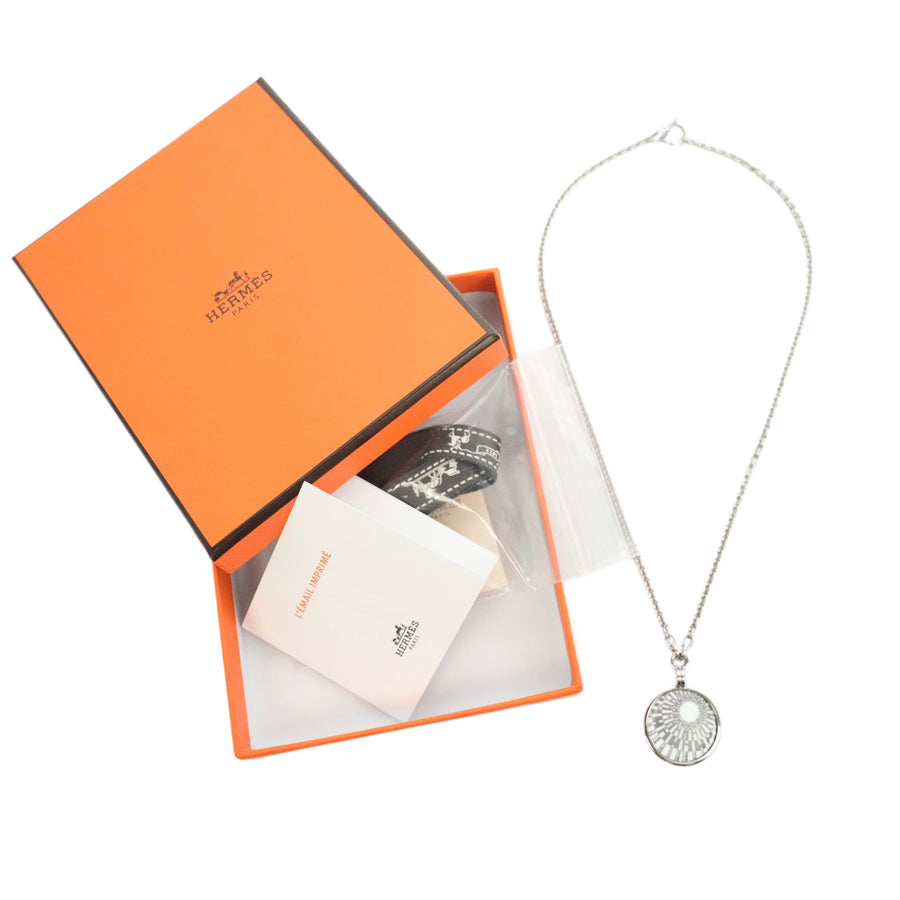HERMES Medaillon OP'H PM Necklace