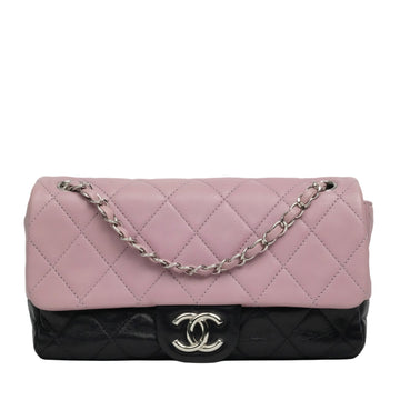 CHANEL 2008–2009 Matelassé Bicolor Chain Shoulder Bag